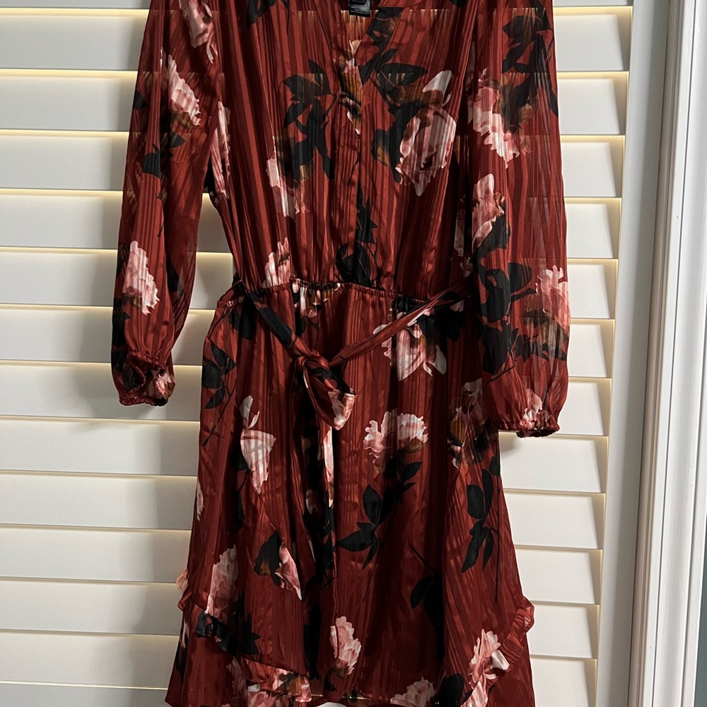 Simply Vera Vera Wang Burgundy Floral Long Sleeve Dress